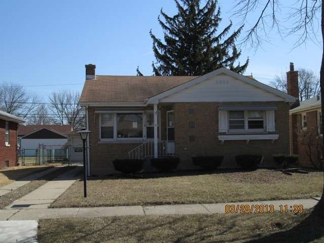 1923 Manchester Ave, Westchester, IL 60154 - photo 1