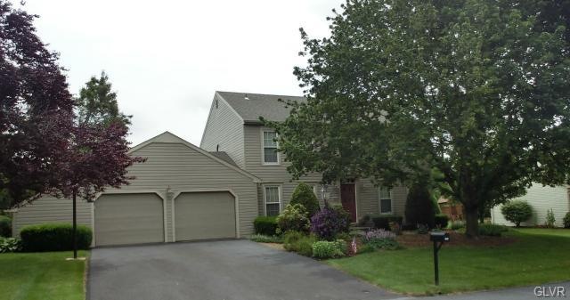 1379 Country Club Rd, Allentown, PA 18106 - photo 1