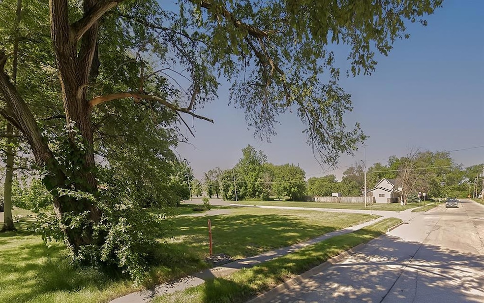 For Sale $40,000 • Co-Listing Agent