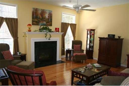 68 Scenic Rd, Westfield, MA 01085 - photo 1