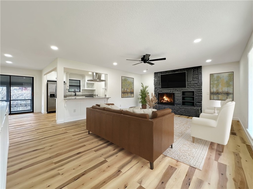 24 Ciemny Ln, Bella Vista, AR 72715 - photo 1