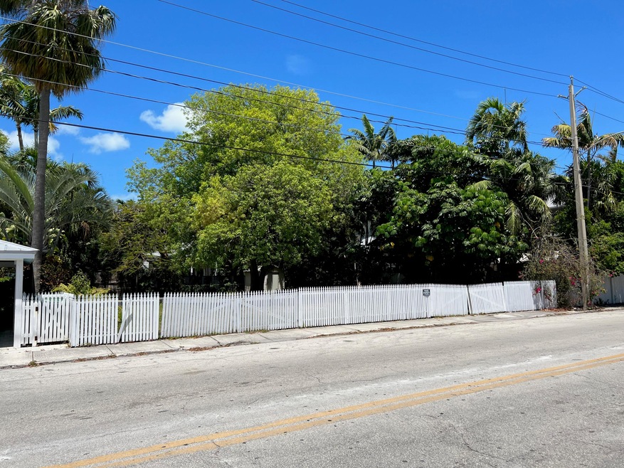 1129 Flagler Avenue