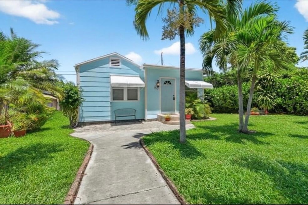 For Sale $419,000 • Co-Listing Agent