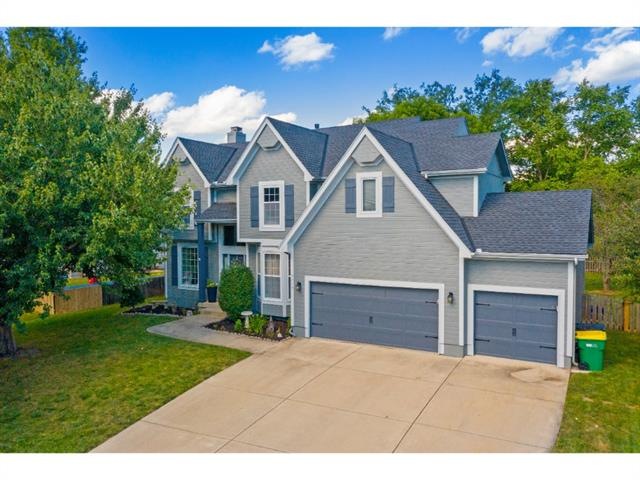 5215 Chouteau St, Shawnee, KS 66226 - photo 1