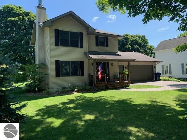 209 Center St, Elk Rapids, MI 49629 - photo 1