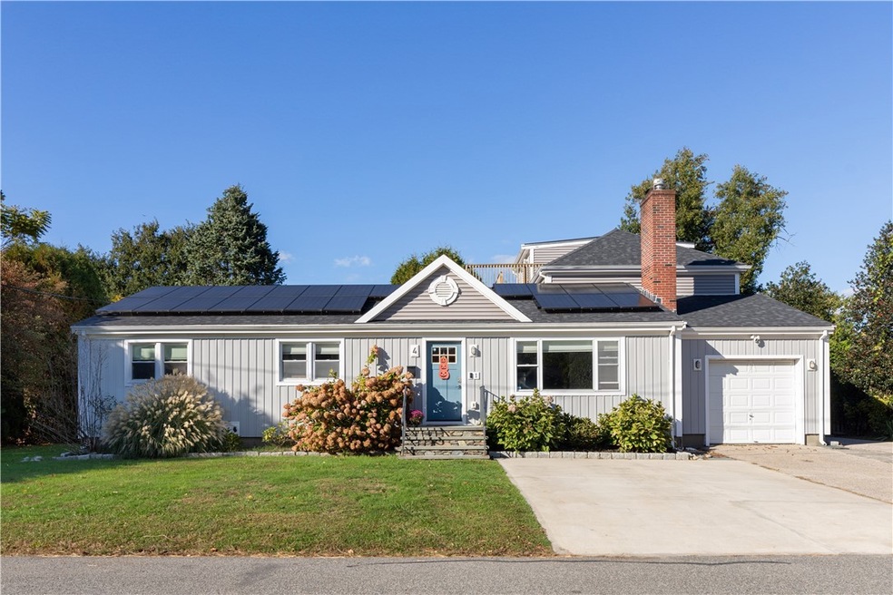 4 James St unit 2, Middletown, RI 02842 - photo 1