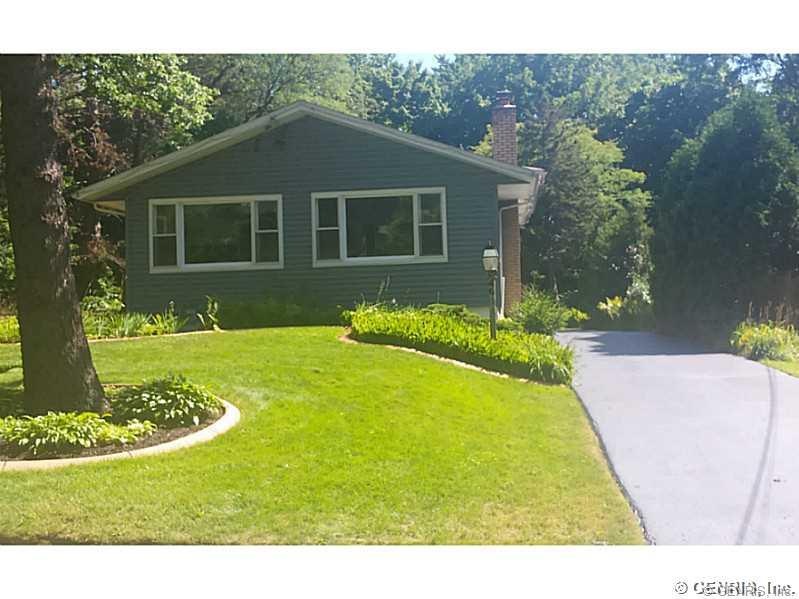 Exterior Front. Welcome to 49 Hewitt St.:This home