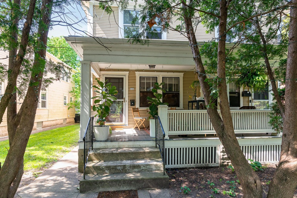 995-997 Northwest Blvd-995 Front