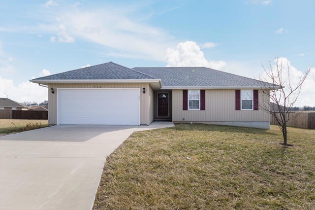 202 North Christopher Lane, Clever
