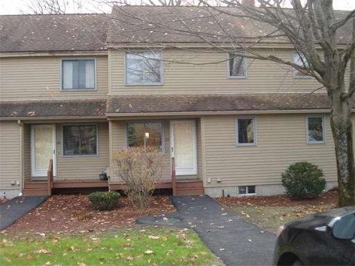 70 Macintosh Ln, Leominster, MA 01453 - photo 1