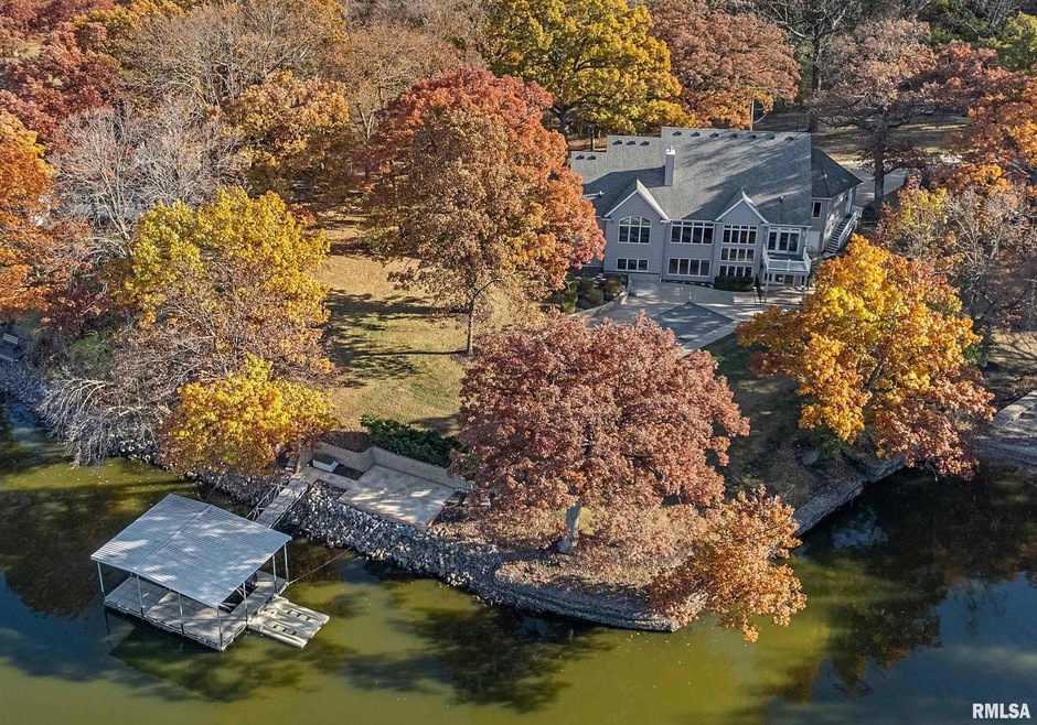 25 Oak Ln unit 1, Springfield, IL 62712 - photo 1