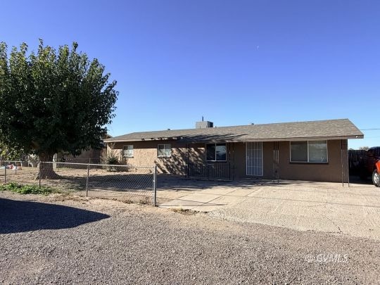 1548 S Montierth Ln, Safford, AZ 85546 - photo 1