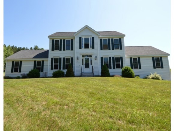 10 Orchard Hill Rd, Goffstown, NH 03045 - photo 1