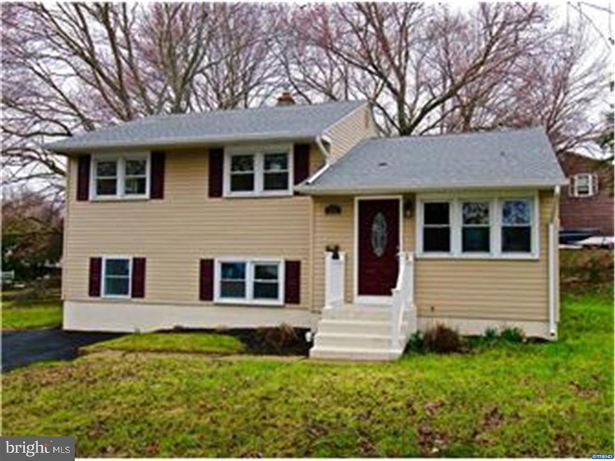 1131 Wagoner Dr, Wilmington, DE 19805 - photo 1