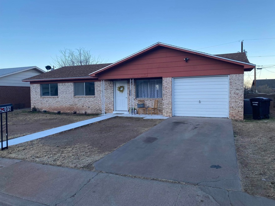 2405 Harvard Ave, Alamogordo, NM 88310 - photo 1