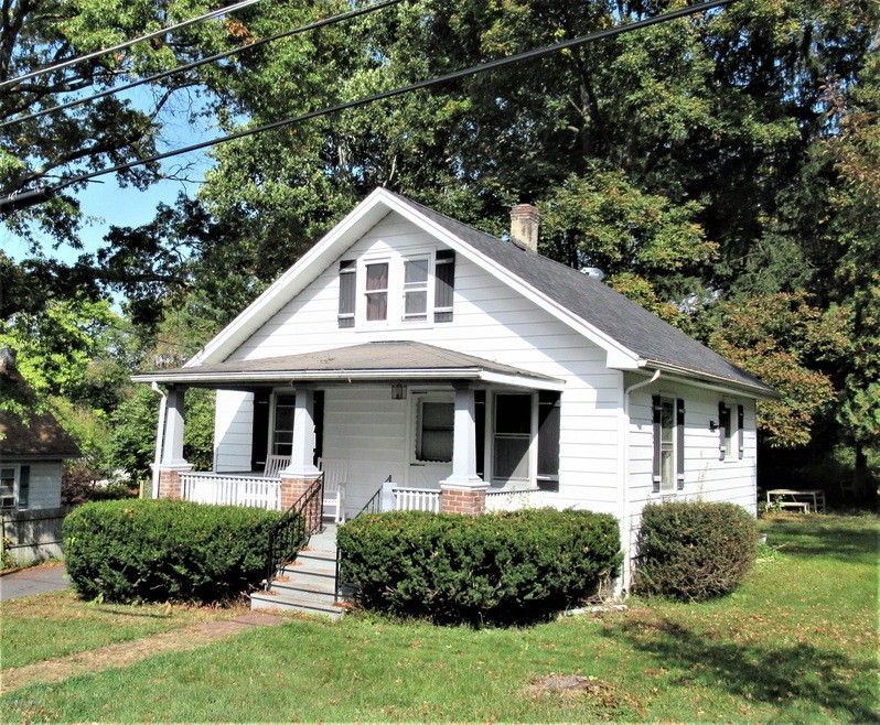 11 Grandview St, East Stroudsburg, PA 18301 - photo 1