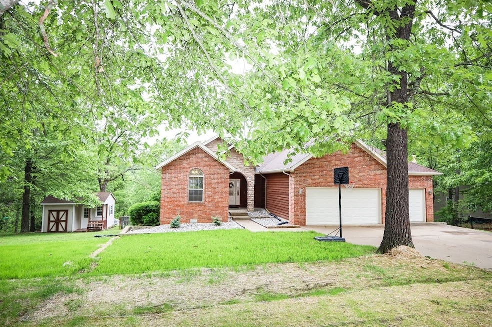 Pending $369,900