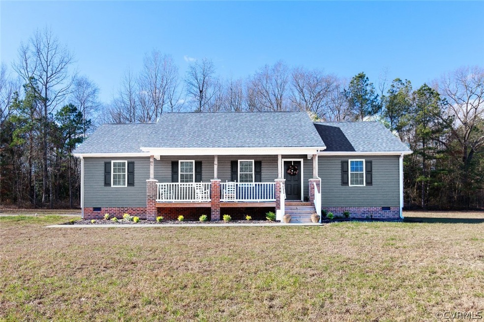 19055 Templeton Rd, Carson, VA 23830 - photo 1
