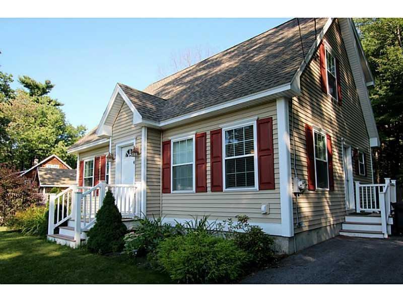 4 Poplar St, Old Orchard Beach, ME 04064 - photo 1