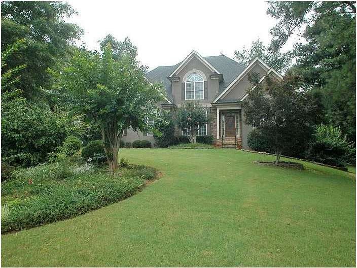 Exterior Front. 5 bedroom 4 bath home in beautiful