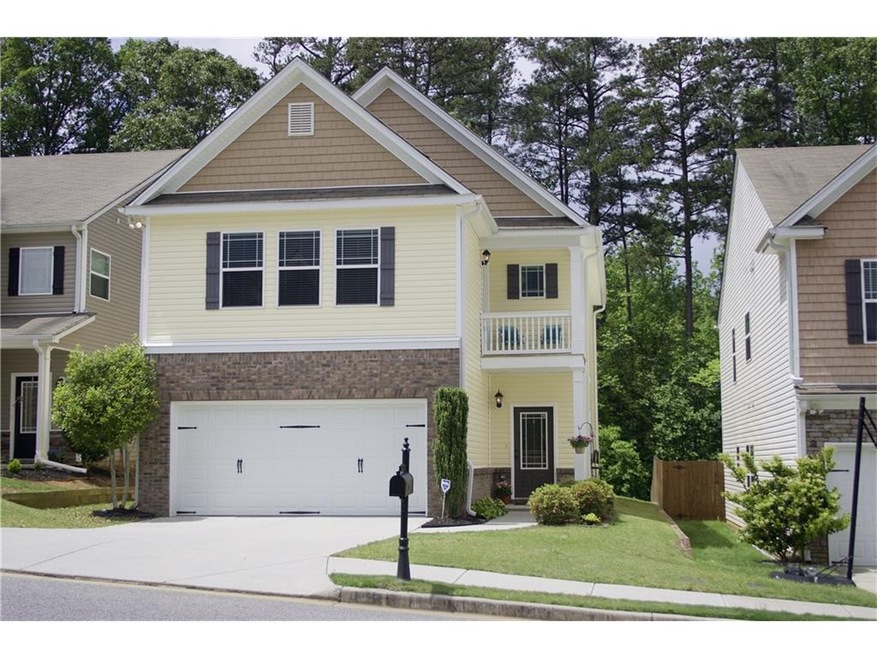 Beautiful 4 bedroom 2.5 bath home in Sugar Hill.  