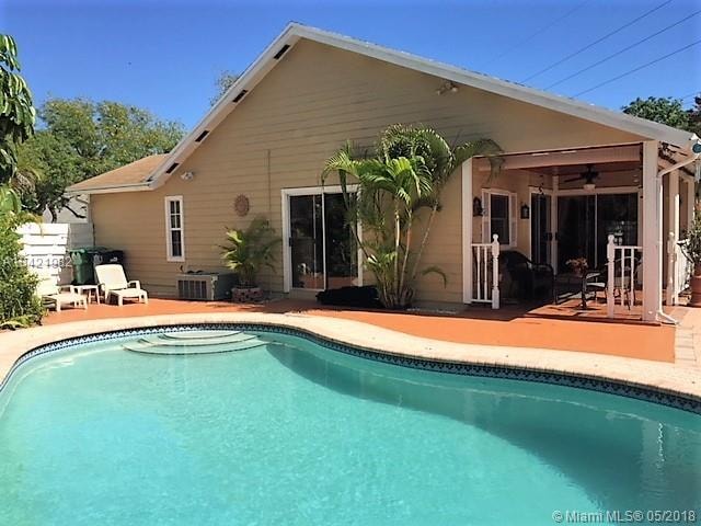 15124 SW 142nd Place, Miami, FL 33186 - photo 1