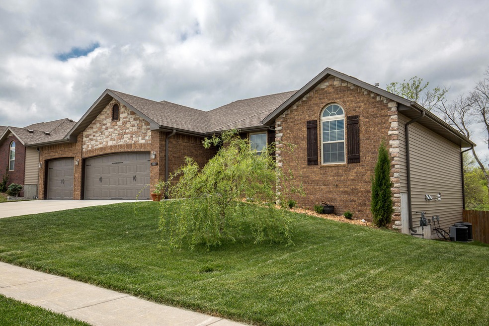 Jaylin exteriors-2