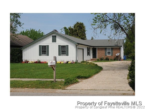 4438 Chesterbrook Dr, Fayetteville, NC 28314 - photo 1