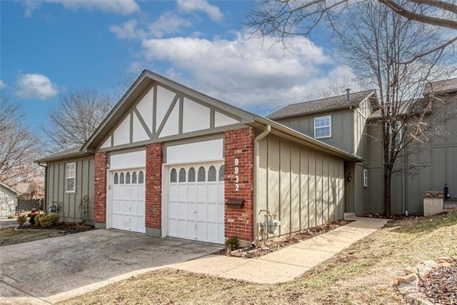 9932 Edelweiss Cir, Shawnee, KS 66203 - photo 1