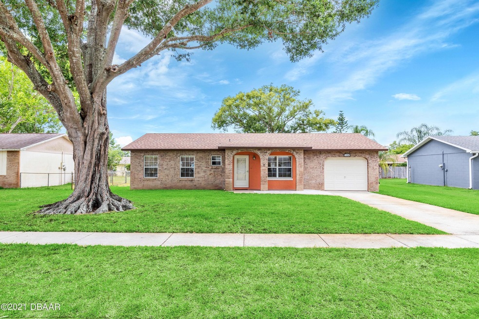 1356 Dexter Drive East_01