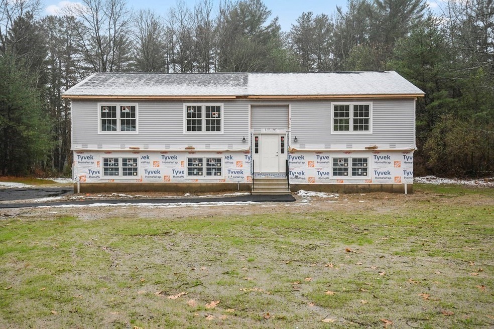 161 Charlton St, Oxford, MA 01540 - photo 1