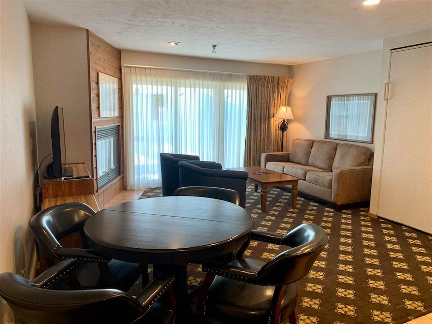 For Sale $195,900 • Co-Listing Agent