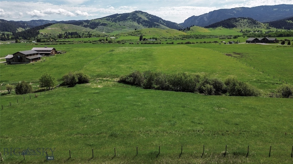 For Sale $999,500 • Co-Listing Agent
