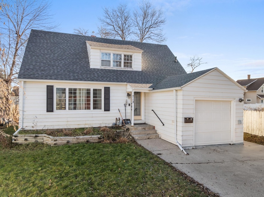 712 N Normal St, Minot, ND 58703 - photo 1