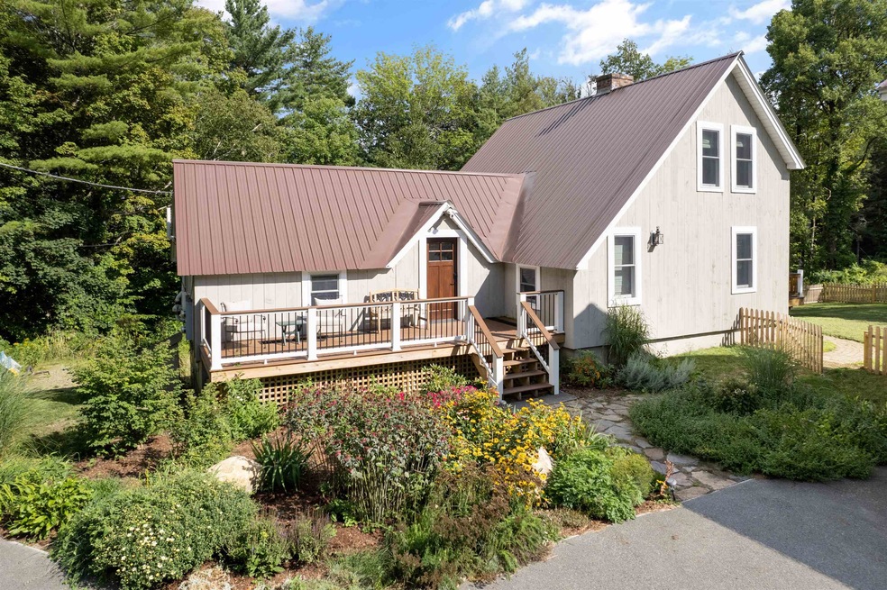 822 South St, Brattleboro, VT 05301 - photo 1