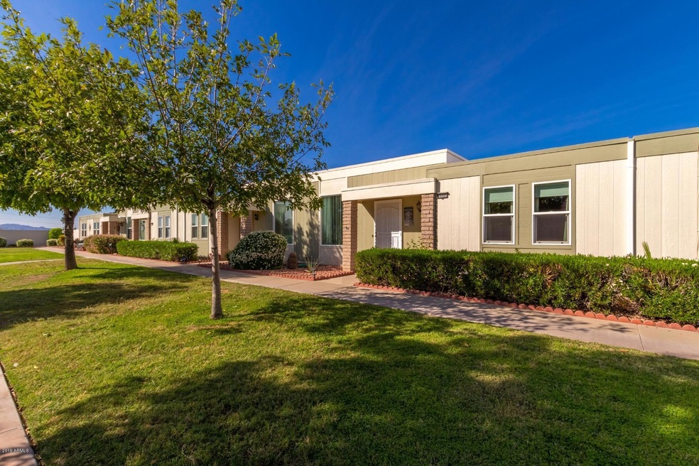 14086 N Newcastle Dr, Sun City, AZ 85351 - photo 1