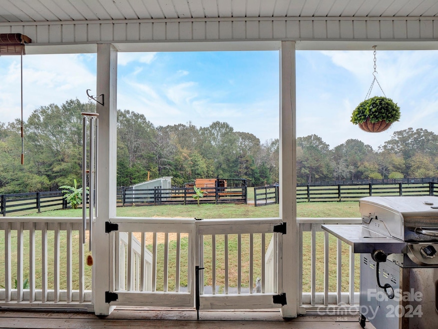 Sold $725,000 • Co-Listing Agent