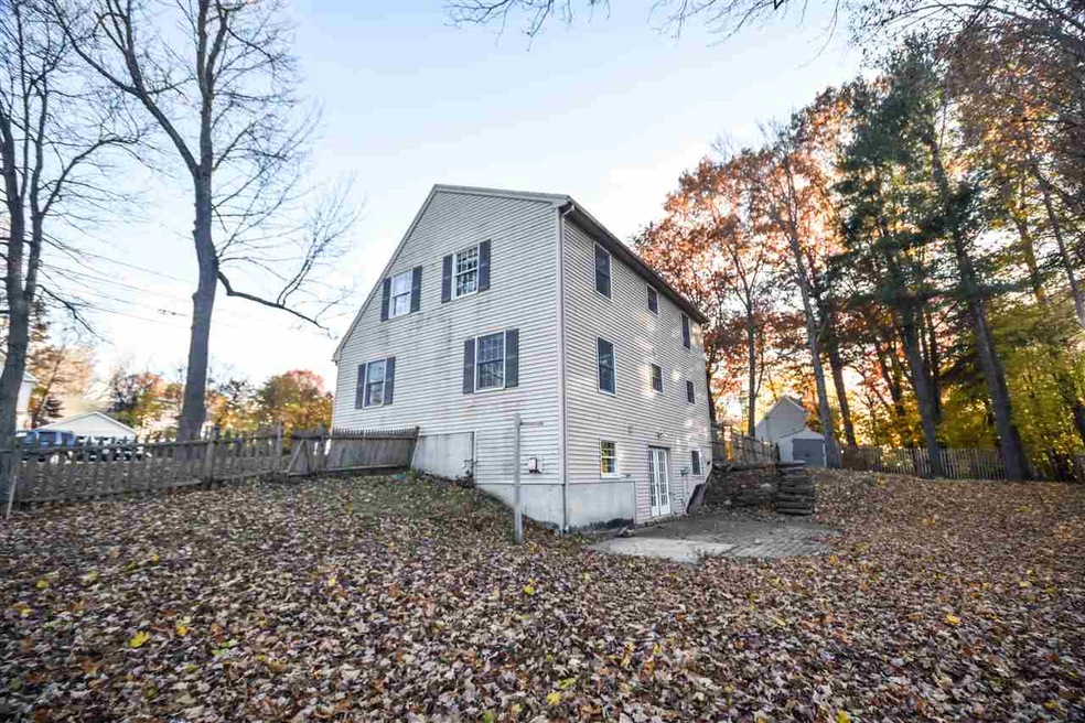 13 Harding St, Rochester, NH 03867 - photo 1