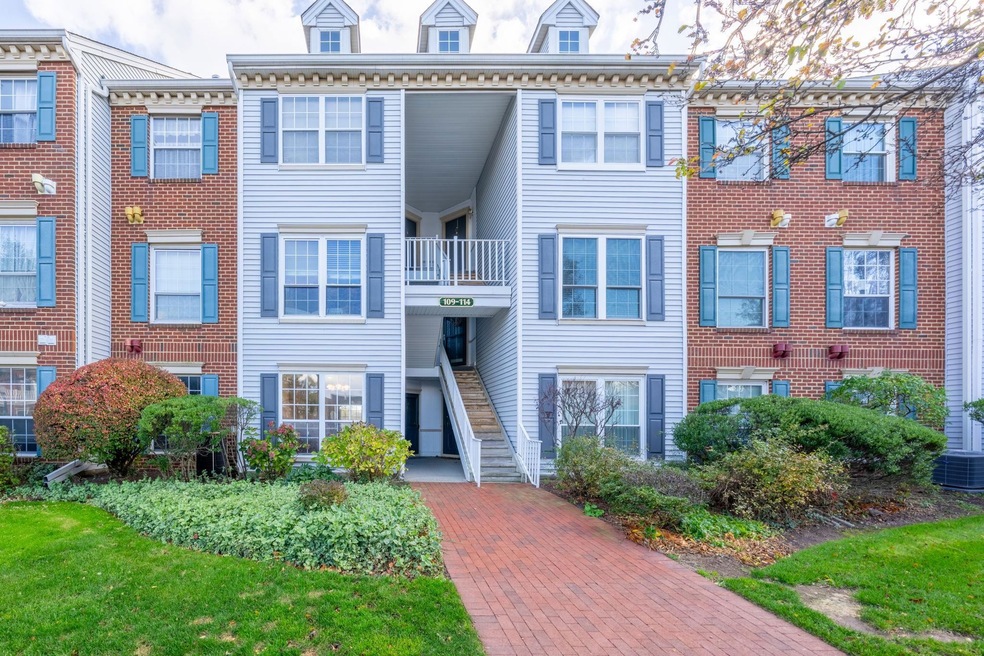 109 Cherry St unit C1, Jersey City, NJ 07305 - photo 1