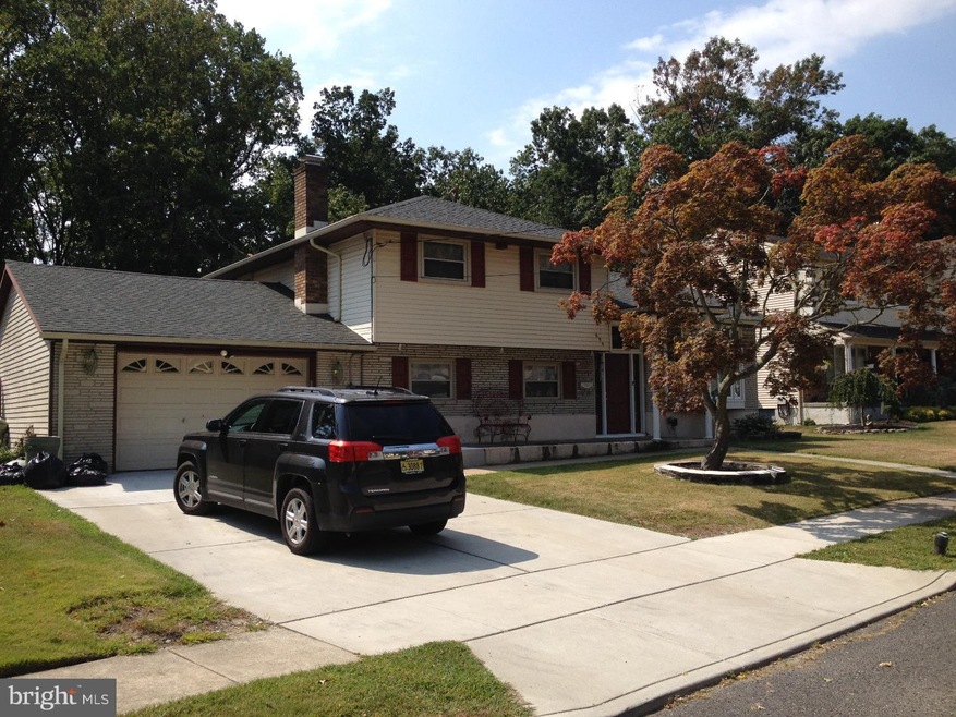 694 Thorny Ln, Glendora, NJ 08029 - photo 1