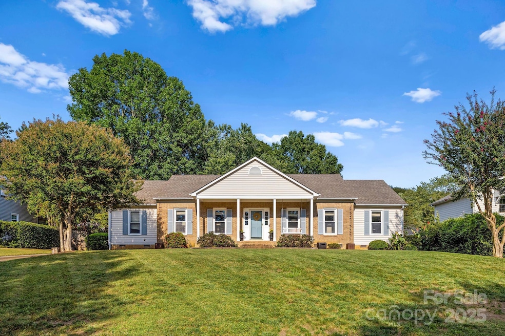 Under Contract $685,000