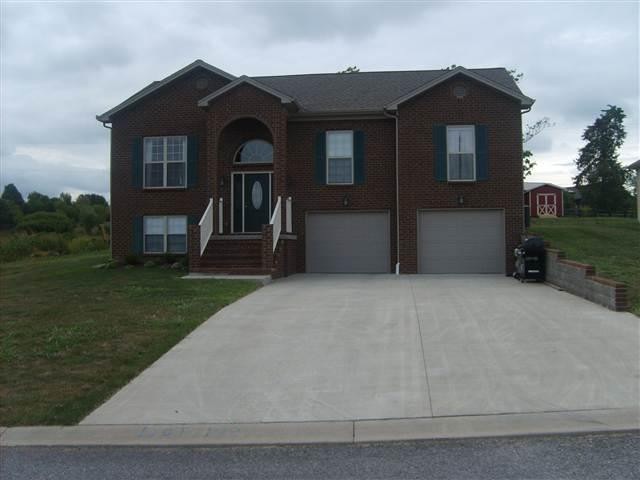 1920 Clearwater Dr, Lawrenceburg, KY 40342 - photo 1