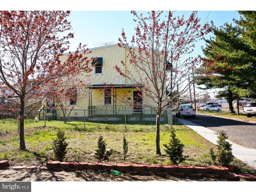 28 S Railroad Ave, Gloucester City, NJ 08030 - photo 1