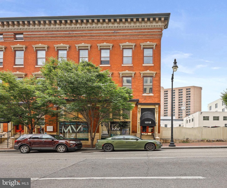 1018 N Charles St unit R3, Baltimore, MD 21201 - photo 1