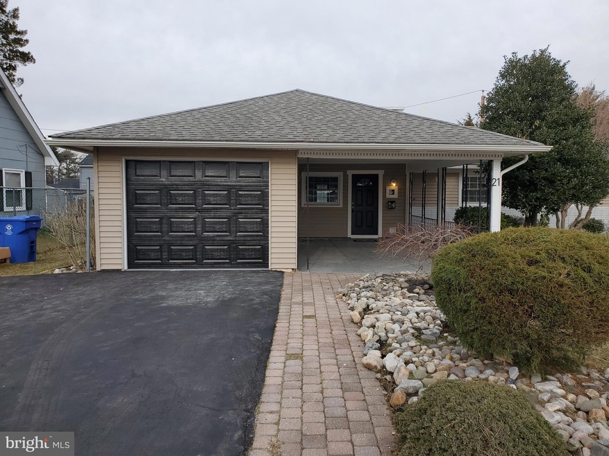 21 Beechfern Ln, Willingboro, NJ 08046 - photo 1