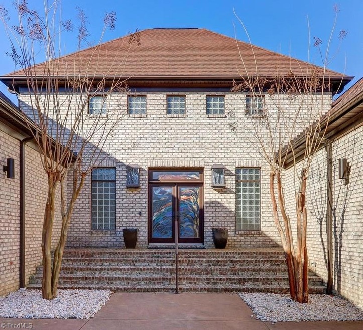 5552 Drake Rd, Greensboro, NC 27406 - photo 1