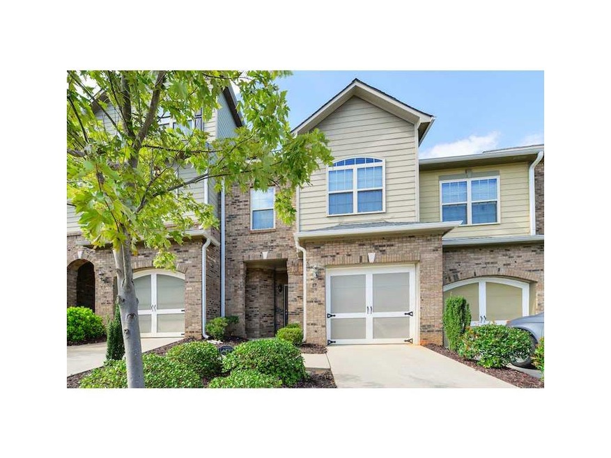 Exterior Front. Move in ready - 2 BR/2.5 BA Townho