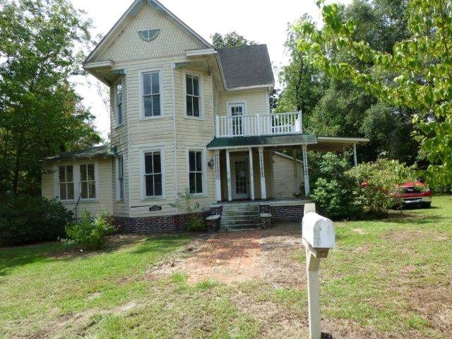 518 Ethel St, Douglas, GA 31533 - photo 1
