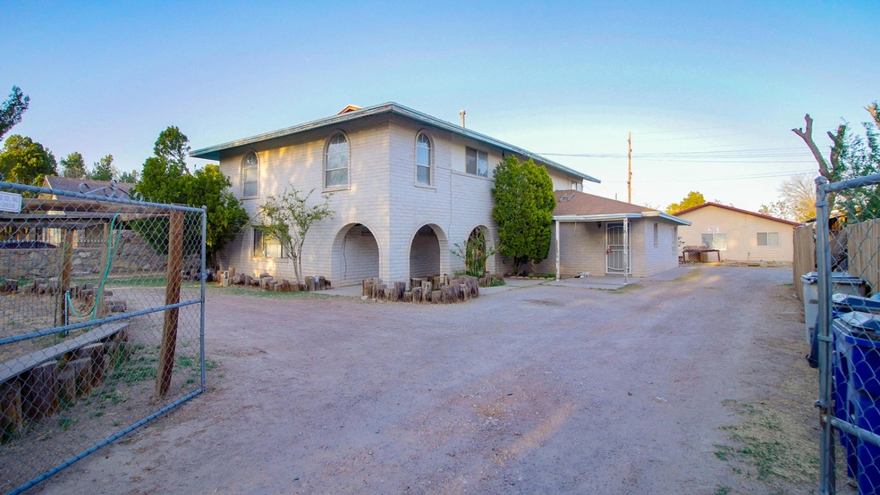 218 Fresno Dr, El Paso, TX 79915 - photo 1