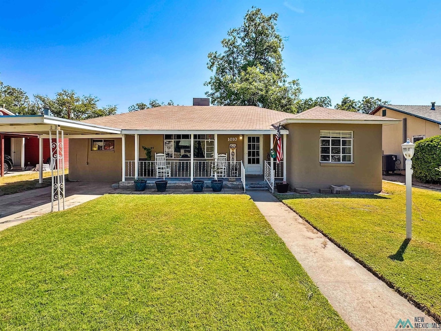 1010 N Howard St, Carlsbad, NM 88220 - photo 1